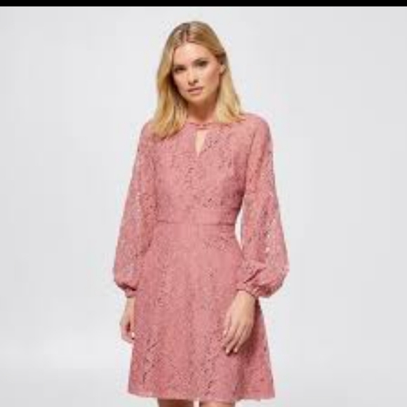Preview size 8 rose pink lace dress - Picture 9 of 9